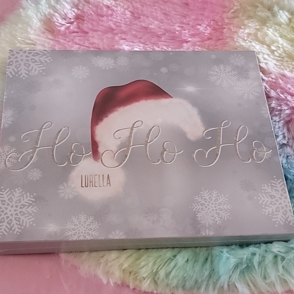 lurella Ho Ho Ho Eyeshadow Palette with Gift Box Christmas 🤶